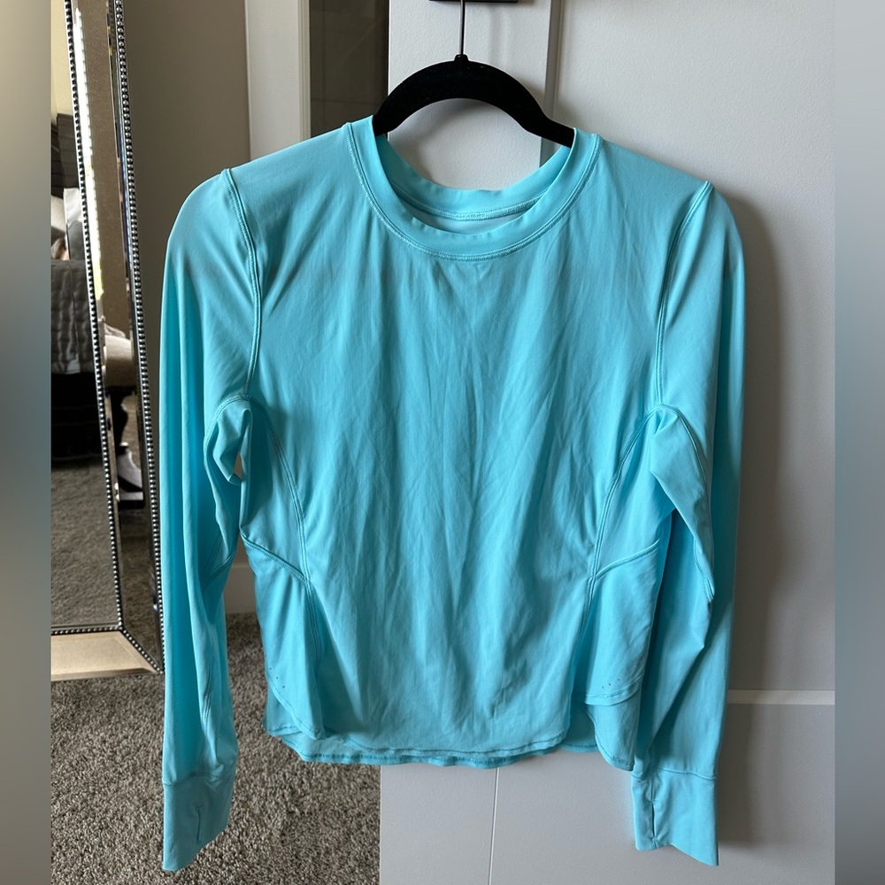 Lululemon cyan blue long sleeve running top